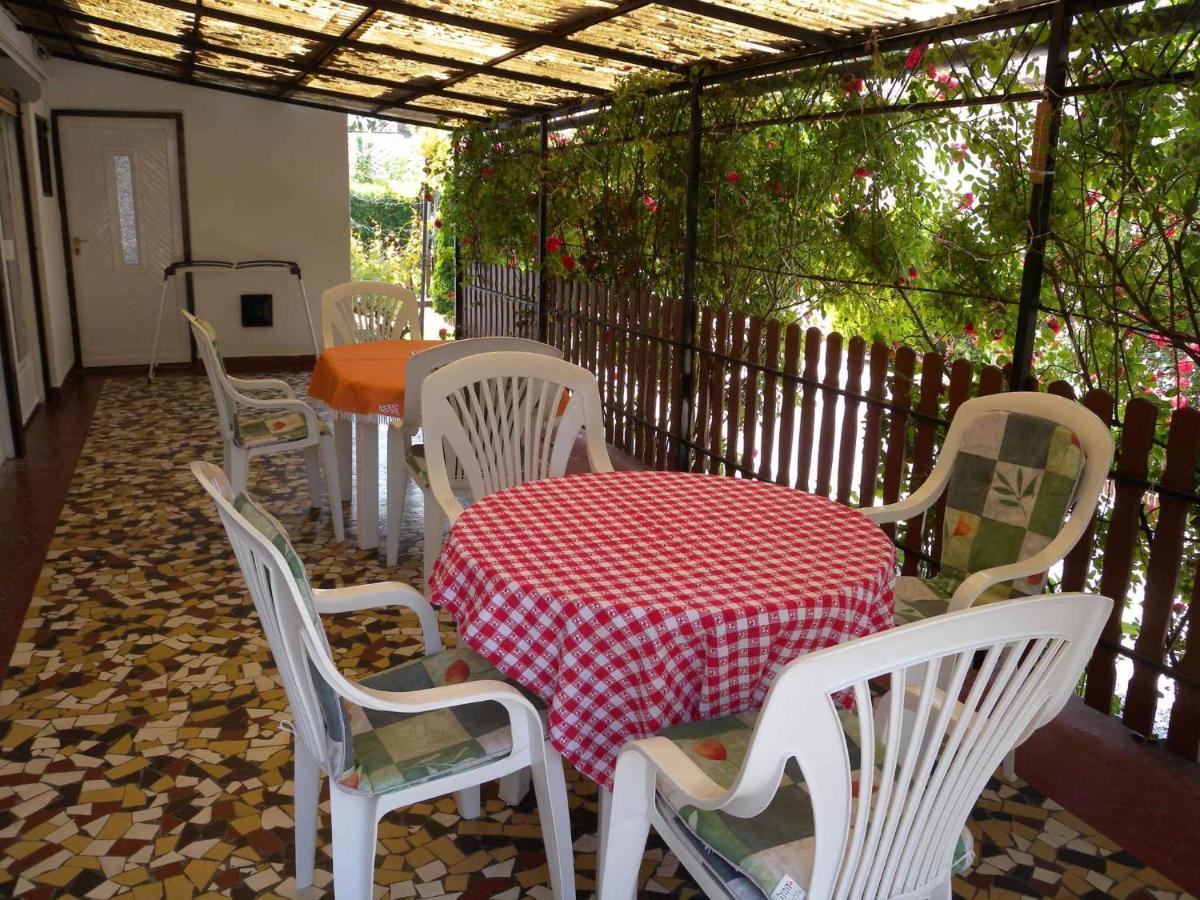 Holiday Home Balatonbereny/Balaton 18150 Exterior photo